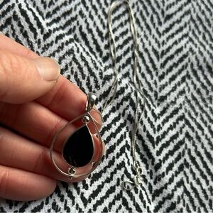 Sterling Silver pendant necklace with stone